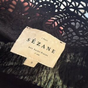 Sezane Mina T-shirt Noir. - Size S